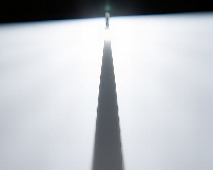 Minimal light beam on white background representing Forecee’s 2026 vision to expand its lighting line with the Forecee Floor Lamp.