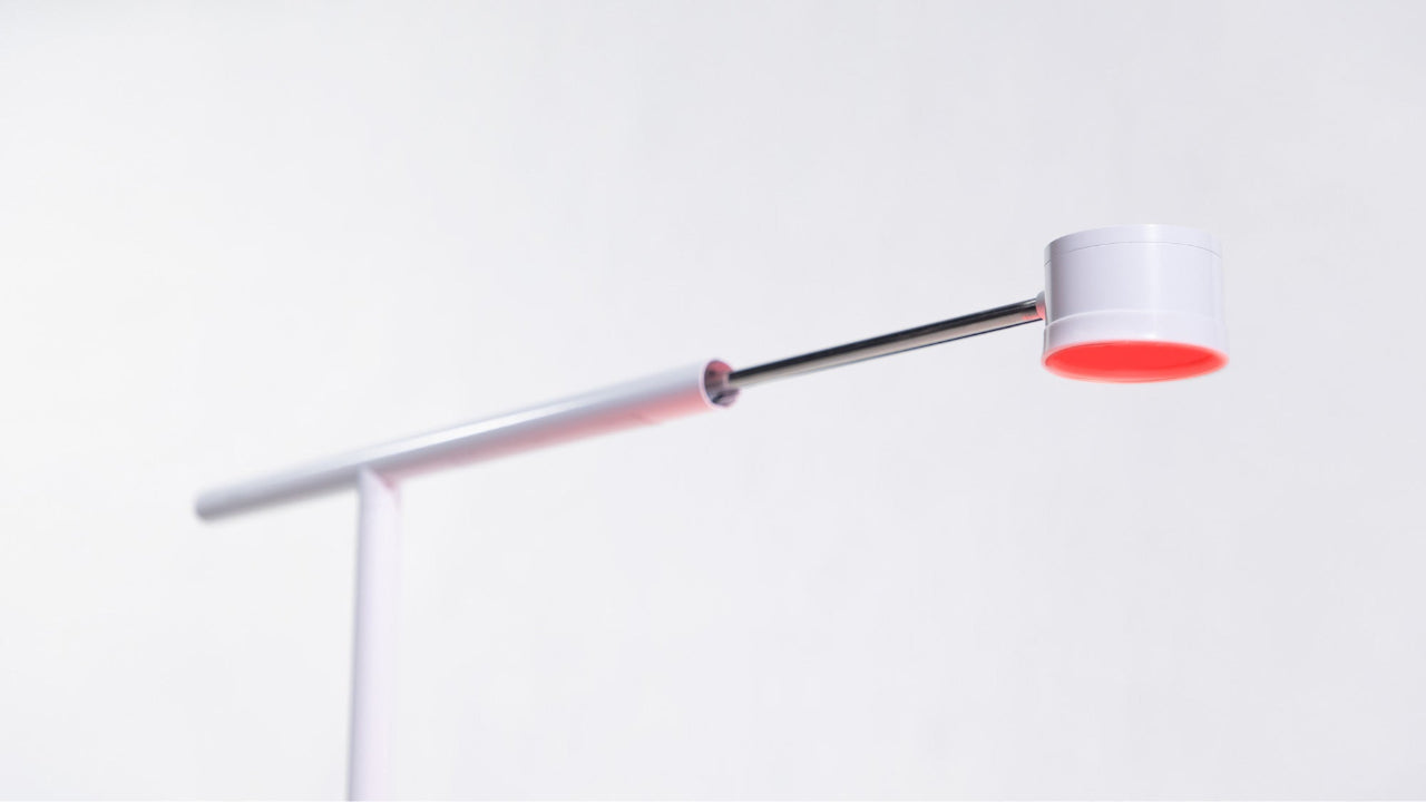Forecee Beauty Lamp in red light therapy mode with red light turned on